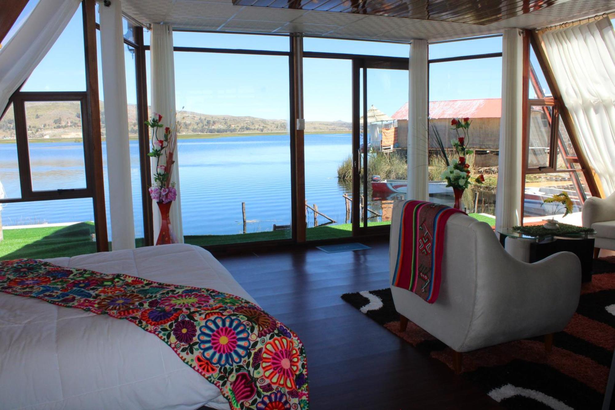 UROs ARUNTAWI LODGE Puno Exterior foto