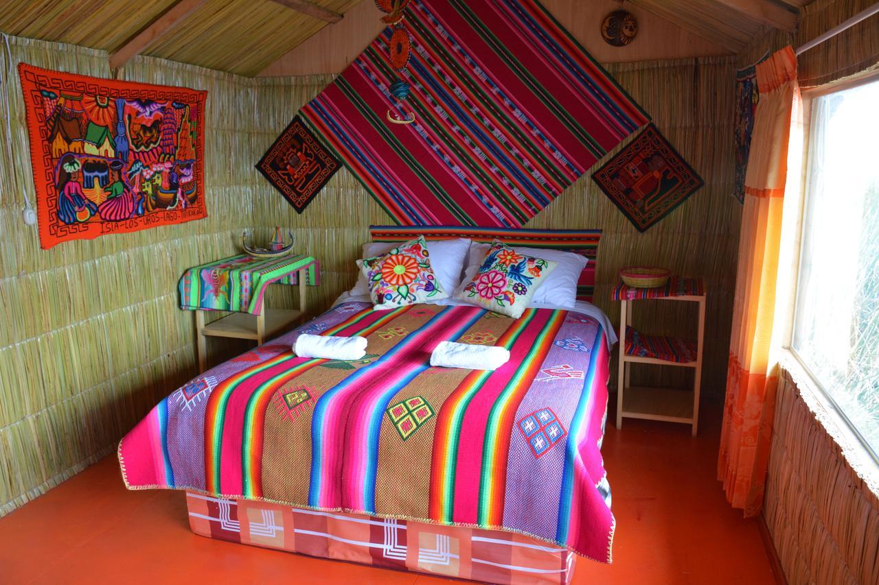 UROs ARUNTAWI LODGE Puno Exterior foto