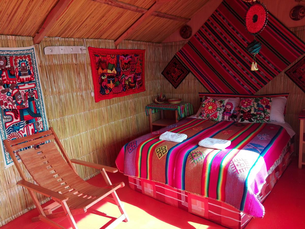 UROs ARUNTAWI LODGE Puno Exterior foto