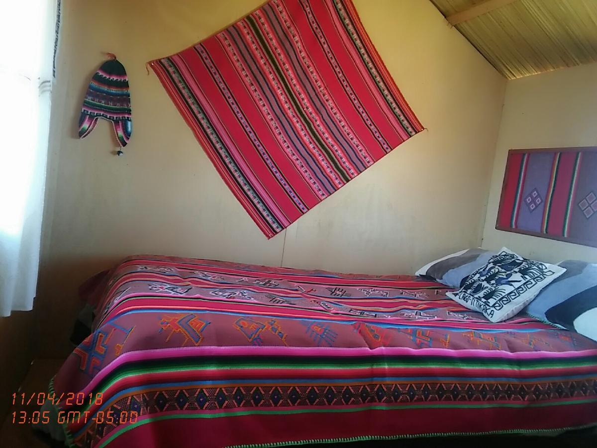 UROs ARUNTAWI LODGE Puno Exterior foto