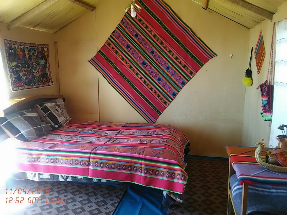 UROs ARUNTAWI LODGE Puno Exterior foto